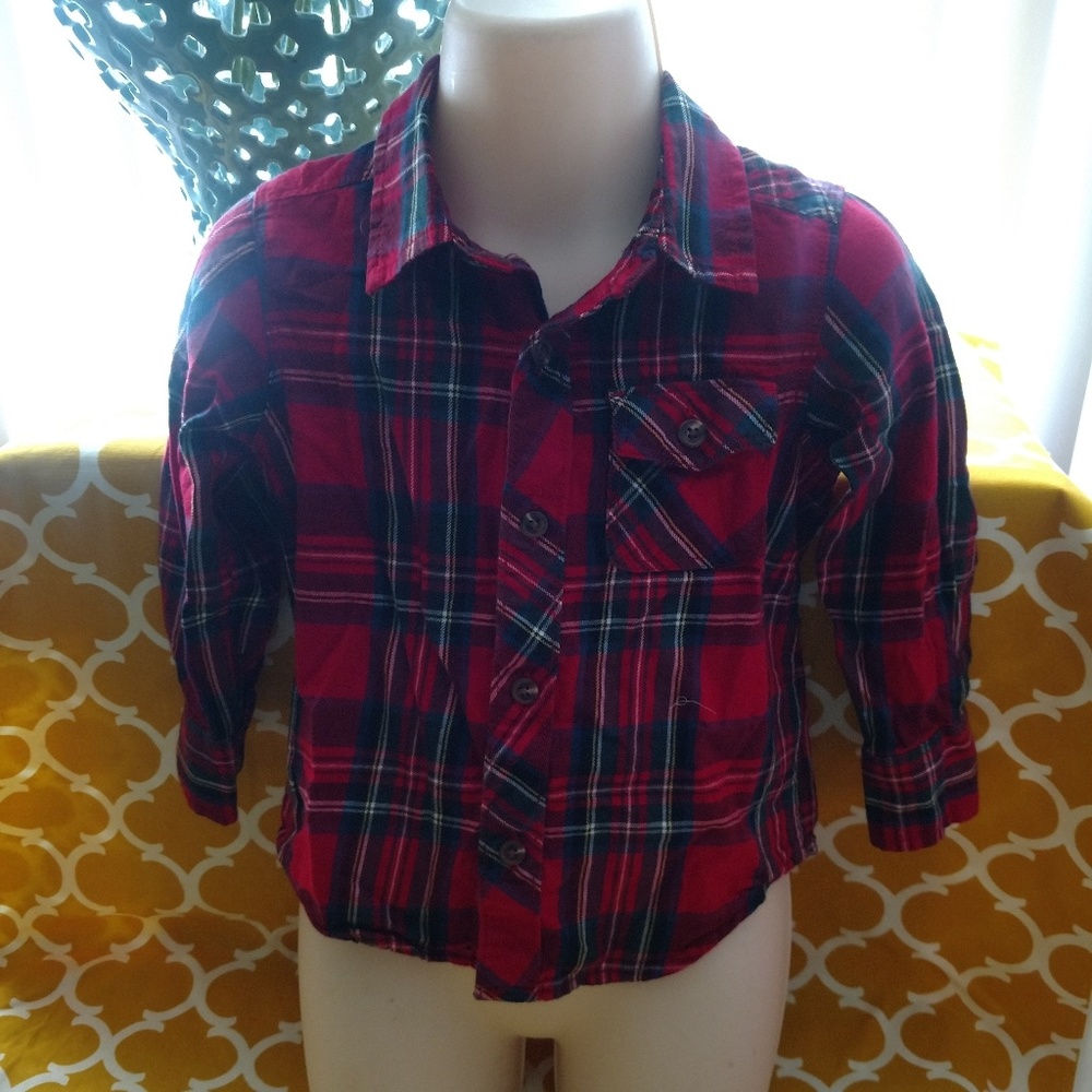 Old Navy Size 2T Red Green Plaid Button Down Shirt
